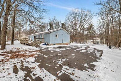 115 Daisy Dr, Effort, PA 18330 - photo 3