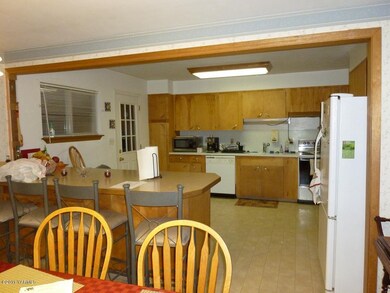 2073 Selah Loop Rd, Selah, WA 98942 - photo 5