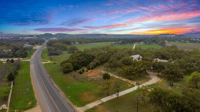 1440 N Us Highway 87, Fredericksburg, TX 78624 - photo 3