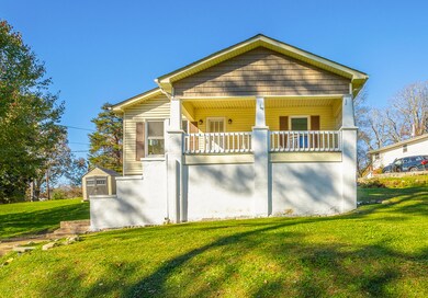 208 Lakeview Dr, Rossville, GA 30741 - photo 2