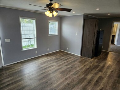 26034 Gary St unit RV072, Taylor, MI 48180 - photo 6