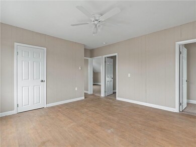 129 Coyle Ave, Pawtucket, RI 02861 - photo 7