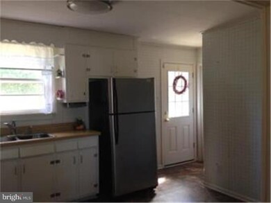 1239 Benn Ln, Warminster, PA 18974 - photo 4