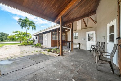 2080 Canter Way unit Barn, Wellington, FL 33414 - photo 5