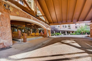 3855 Grand Summit Dr unit 127/129/131 Q4, Park City, UT 84098 - photo 4