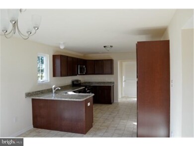 760 W Quillytown Rd, Carneys Point, NJ 08069 - photo 5