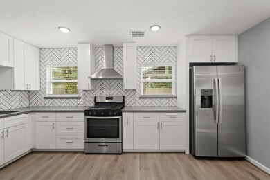 3810 Alsace St, Houston, TX 77021 - photo 5