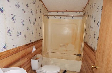 6845 NW Suburban Dr, Michigan City, IN 46360 - photo 7