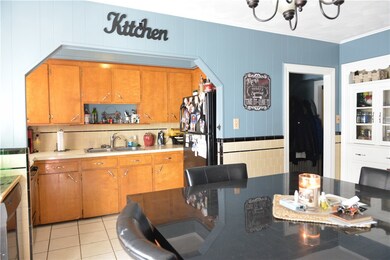 92 Rhode Island St unit 1, Cranston, RI 02920 - photo 3