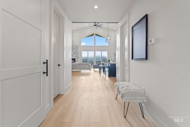 6 Margarets Way, Horseshoe Bend, ID 83629 - photo 4