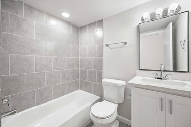 2816 Woodard St unit B, Houston, TX 77026 - photo 7