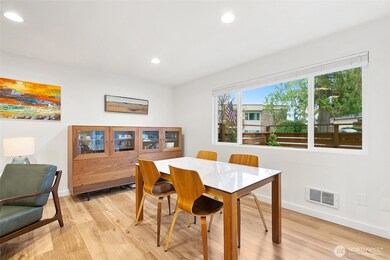 335 Heather Rd unit 208, Everett, WA 98203 - photo 3