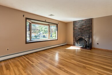 10 Lawrence St, Wilmington, MA 01887 - photo 4