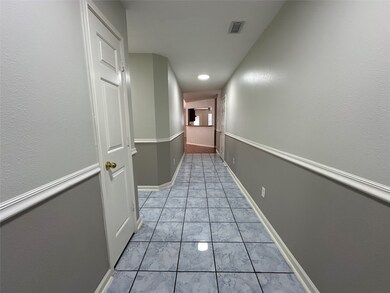 3502 Whitestone Dr, Pearland, TX 77584 - photo 2