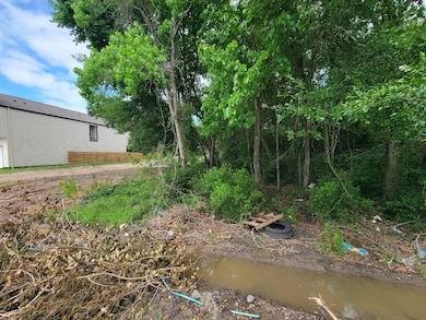 8403 Sunnyhill St, Houston, TX 77088 - photo 7