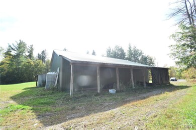 1710 Schoolheimer Rd, Oneida, NY 13032 - photo 4