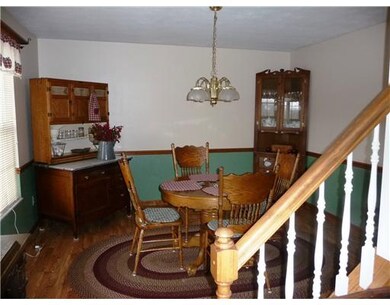 Dining Room. The charming dining room has plenty o