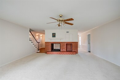 1807 Willow Dr, Richmond, TX 77469 - photo 6