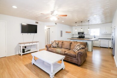 301 Palmer Dr, Oxford, MS 38655 - photo 2