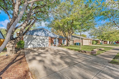 5209 Strickland Ave, The Colony, TX 75056 - photo 3