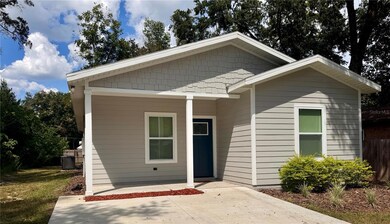 1720 NE 3rd Ave, Gainesville, FL 32641 - photo 2
