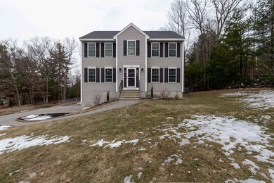 12 Pitarys Dr, Nashua, NH 03062 - photo 2