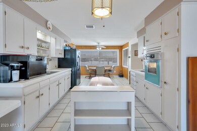 Kitchen & Dining Room