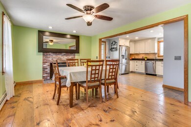 4_Dining_Room-4