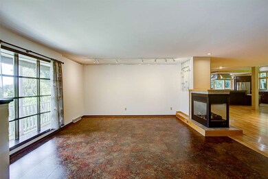 2689 McGaw Rd, Fitchburg, WI 53711 - photo 4