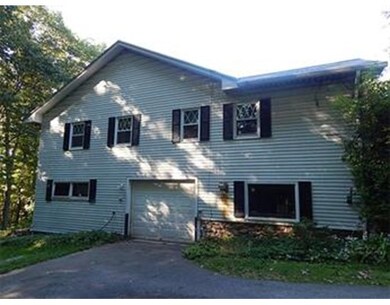 132 E Charlton Rd, Spencer, MA 01562 - photo 3