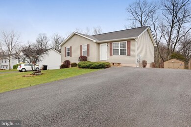 172 Longwood Dr, Bunker Hill, WV 25413 - photo 2