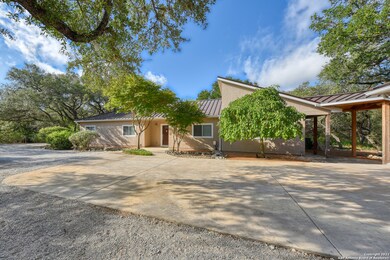 10654 Parrigin Rd, Helotes, TX 78023 - photo 4