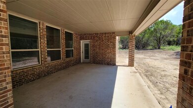 415 Creekside Ct, Weatherford, TX 76087 - photo 6