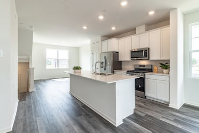 2111 Yellowstone Blvd, Mundelein, IL 60060 - photo 6