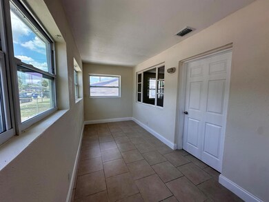 840 W 1st St, Riviera Beach, FL 33404 - photo 3