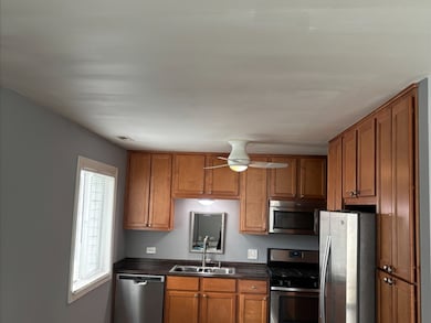 210 N Waterford Dr unit 210, Schaumburg, IL 60194 - photo 3