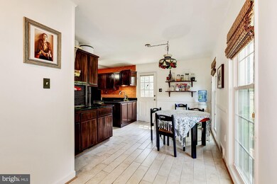 14317 Blackmon Dr, Rockville, MD 20853 - photo 6