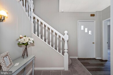 118 4th Ave, Brunswick, MD 21716 - photo 5