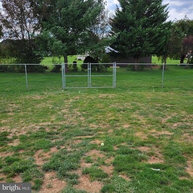 1120 Olive Dr, Greencastle, PA 17225 - photo 6