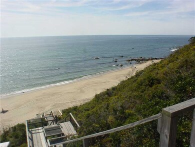 Waterfront/Dock/Pier. Stairs to Beach