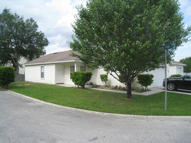 7821 Cherry Field Dr, Jacksonville, FL 32216 - photo 3