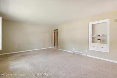 07-233-N-Hagadorn-Rd-East-Lansing-MI-488