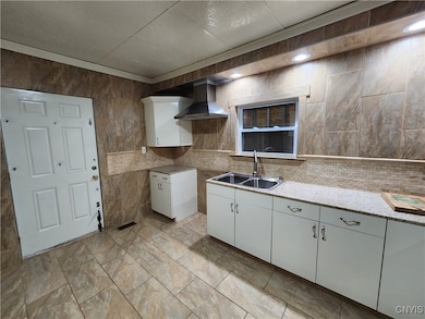 110 Lacy Place unit 12, Syracuse, NY 13208 - photo 6