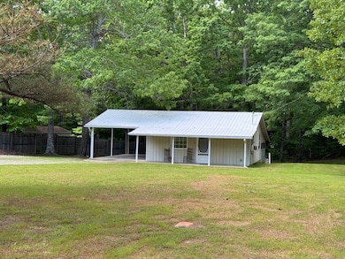 108 Hunters Ln, Hohenwald, TN 38462 - photo 2