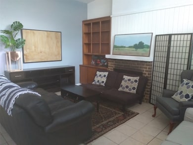 2714 Mccart Ave unit 2712, Fort Worth, TX 76110 - photo 2