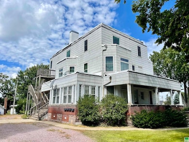 401 Central Ave SW, Le Mars, IA 51031 - photo 2