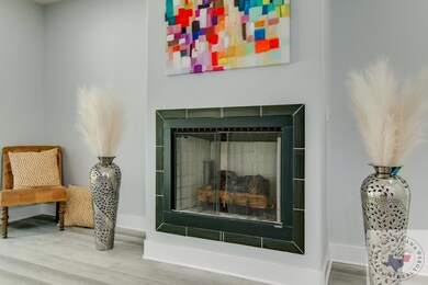 1054 Brown Dr, Wake Village, TX 75501 - photo 6