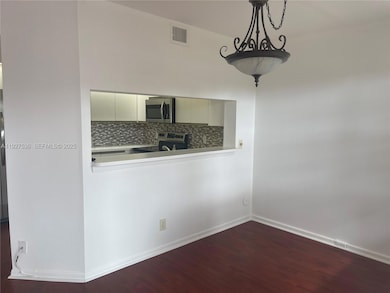 Kinglsey Condominium unit 103I, Pembroke Pines, FL 33027 - photo 3