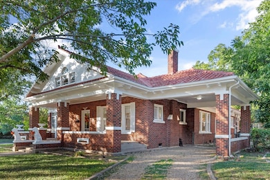 201 N Gaines St, Ennis, TX 75119 - photo 3