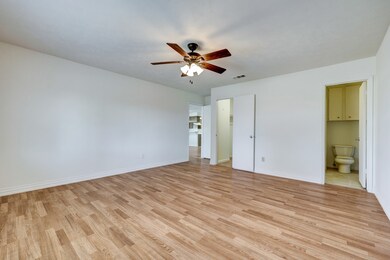 11451 Sabo Rd, Houston, TX 77089 - photo 7